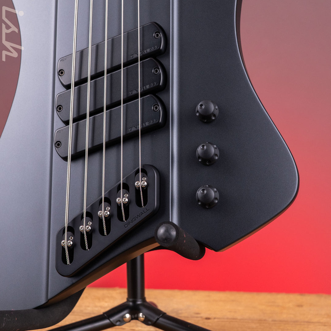 Dingwall D-Roc Custom 5-String Bass Black Matte