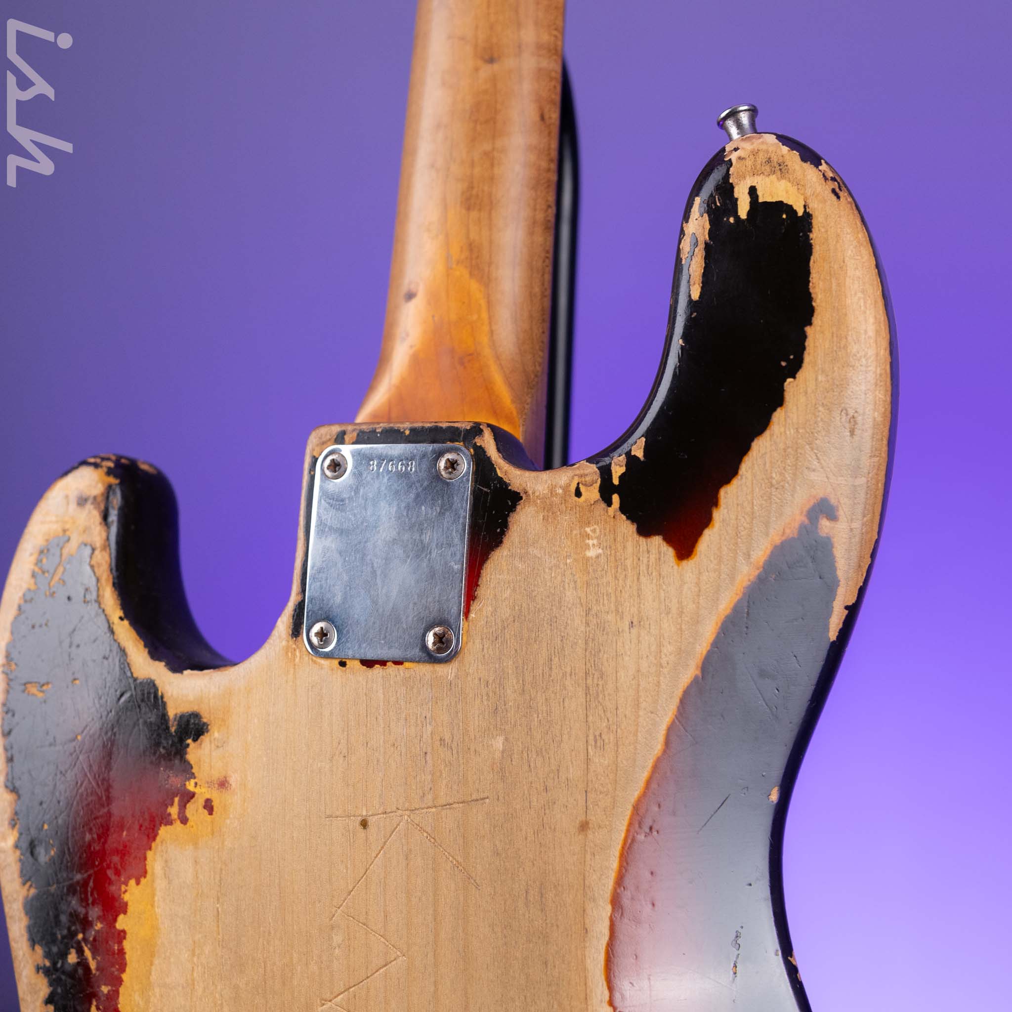 1962 Fender Jazz Bass Sunburst Pre-CBS – Ish Guitars