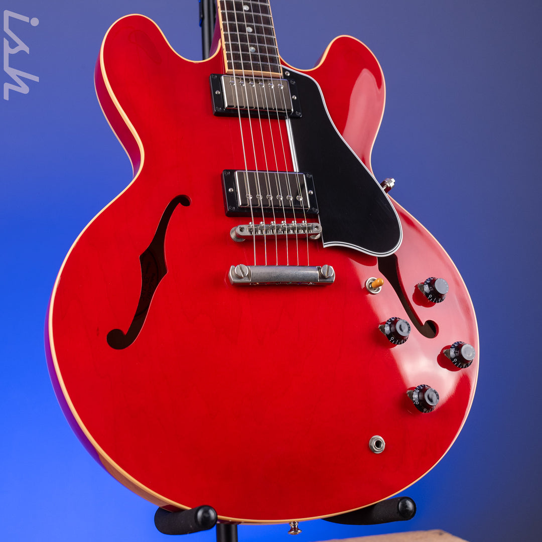 2011 Gibson &