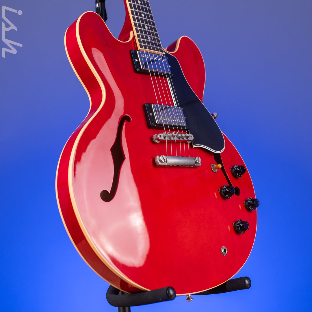 2011 Gibson &