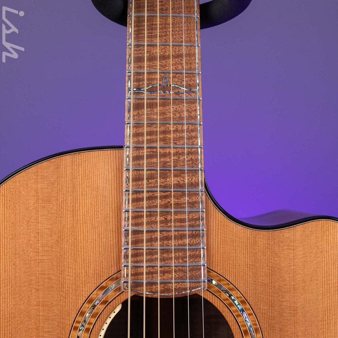 PRS Private Stock Acoustic Angelus Cutaway Cedar Top Walnut Back/Side