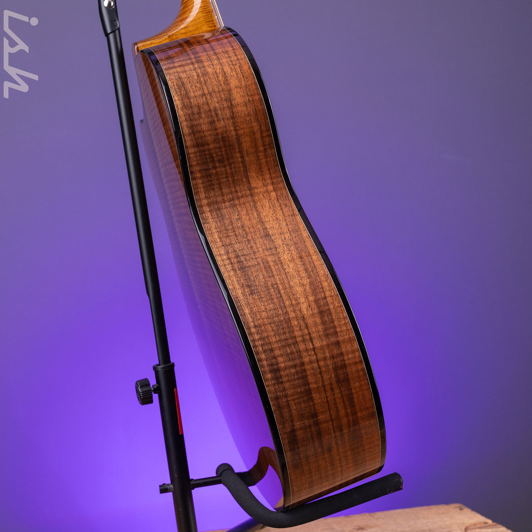 PRS Private Stock Acoustic Angelus Cutaway Cedar Top Walnut Back/Side