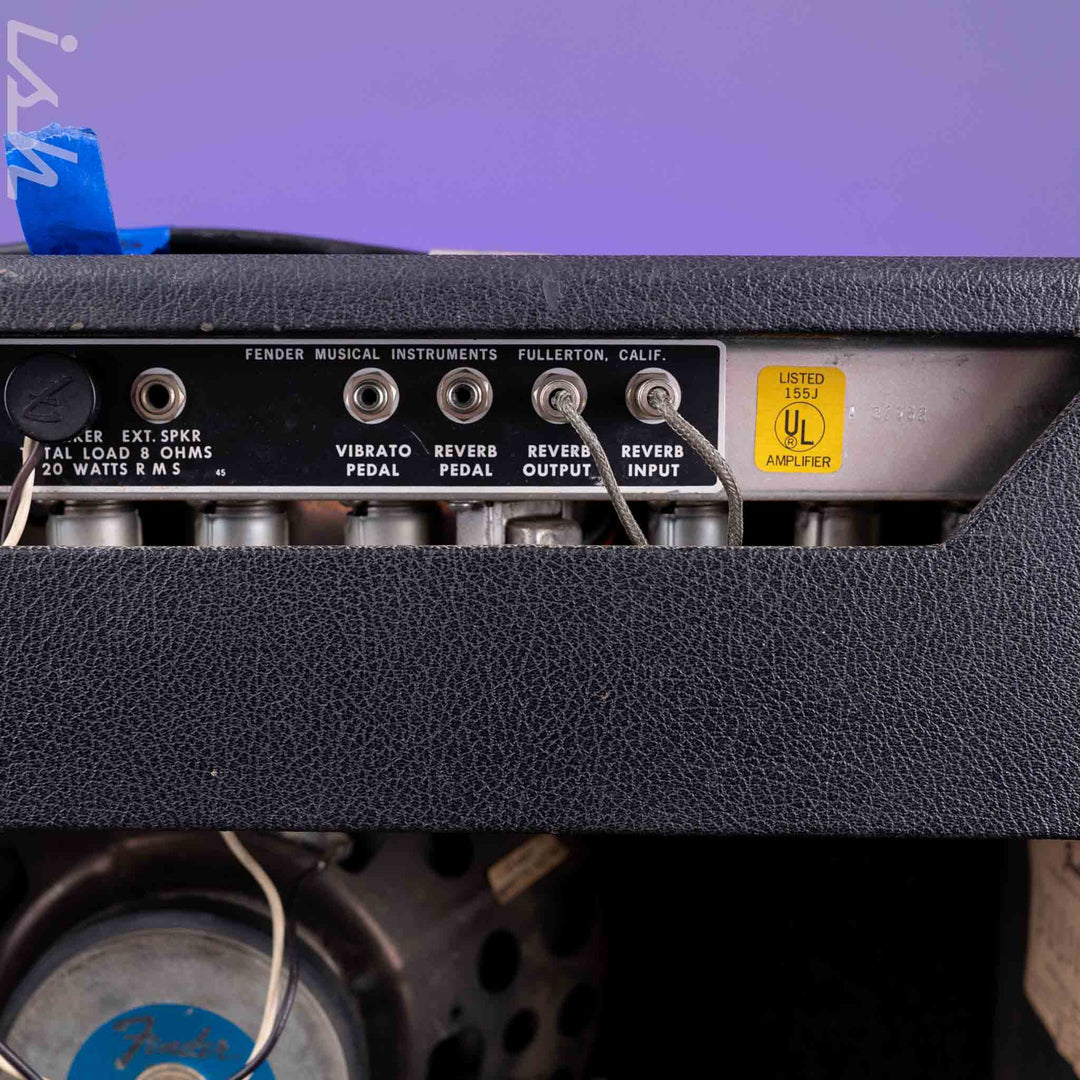 1973 Fender Deluxe Reverb Combo Amp – Ish Guitars