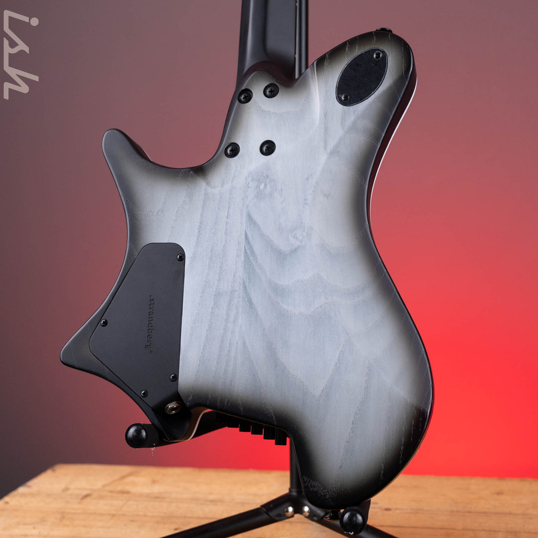 Strandberg Sälen APS Monochrom Limited Edition