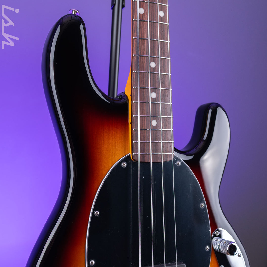 Ernie Ball Music Man Pino Palladino StingRay