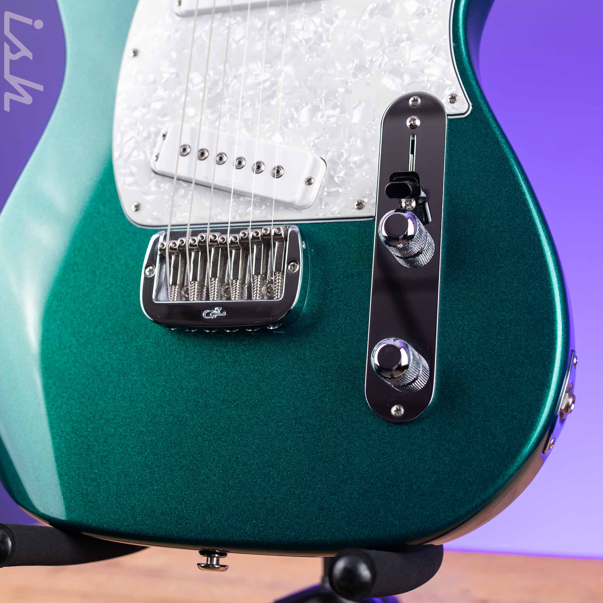 2015 G&L ASAT Special Custom Emerald Green Metallic – Ish Guitars
