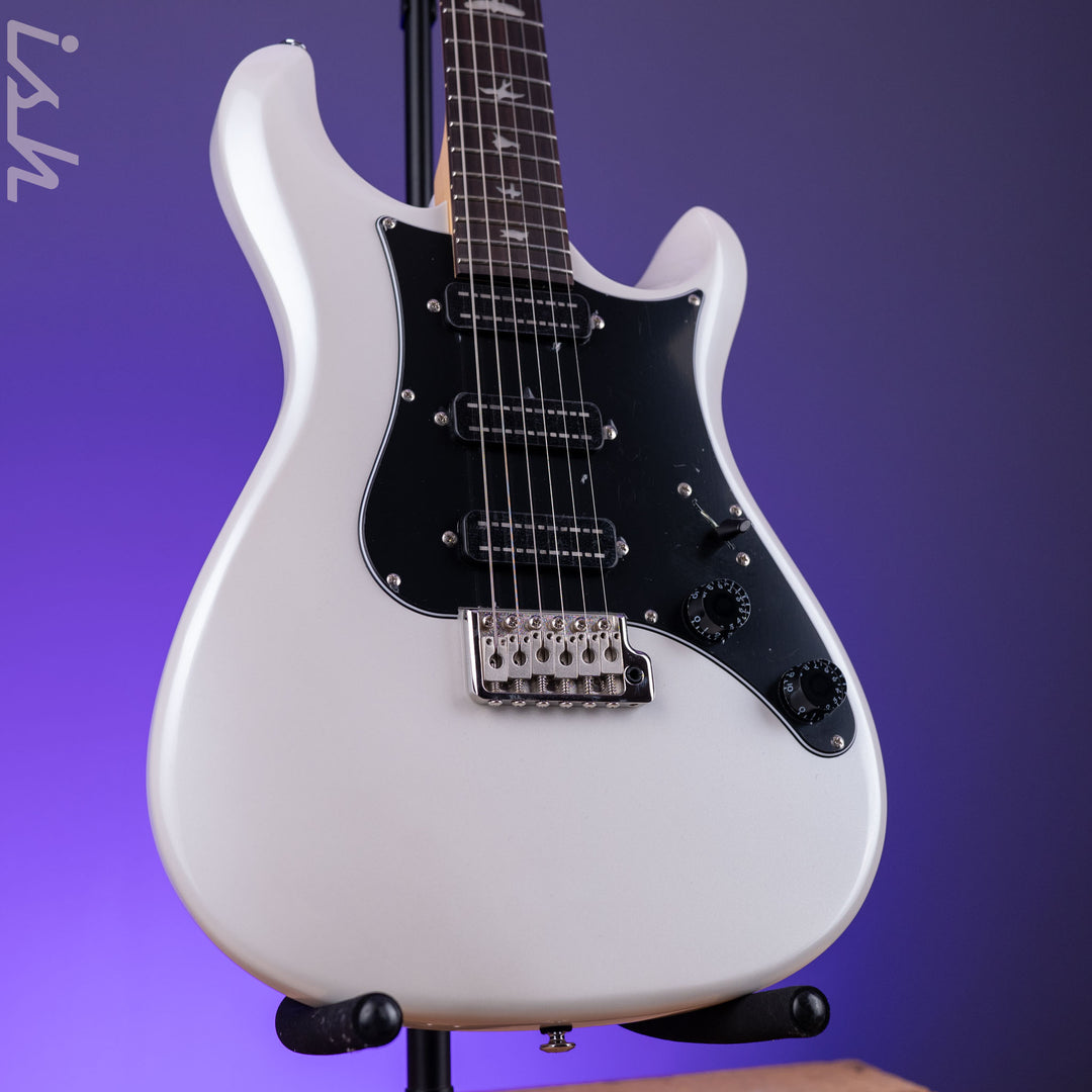 PRS SE NF3 Electric Guitar White Pearl Rosewood Fretboard Demo