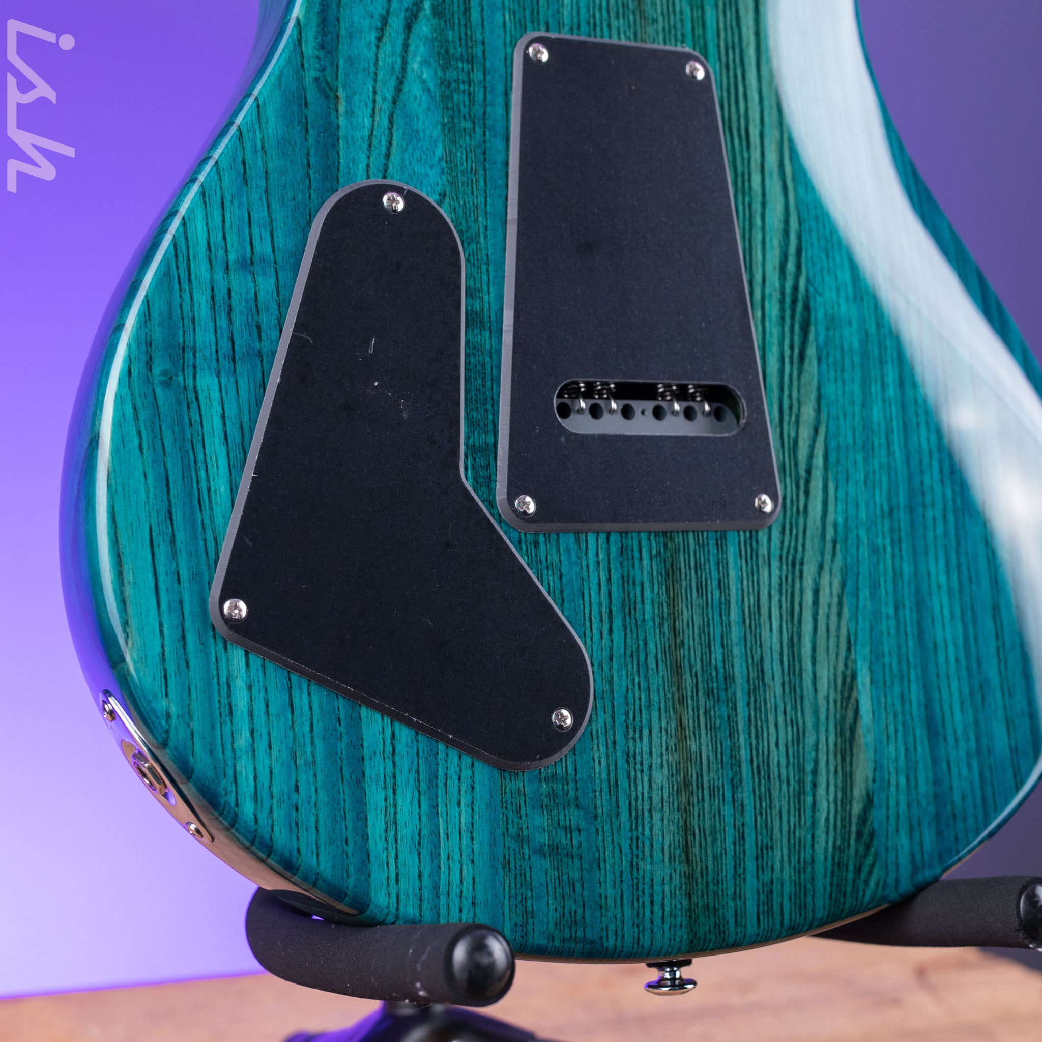 PRS SE Swamp Ash Special Electric Guitar Iri Blue – Ish Guitars