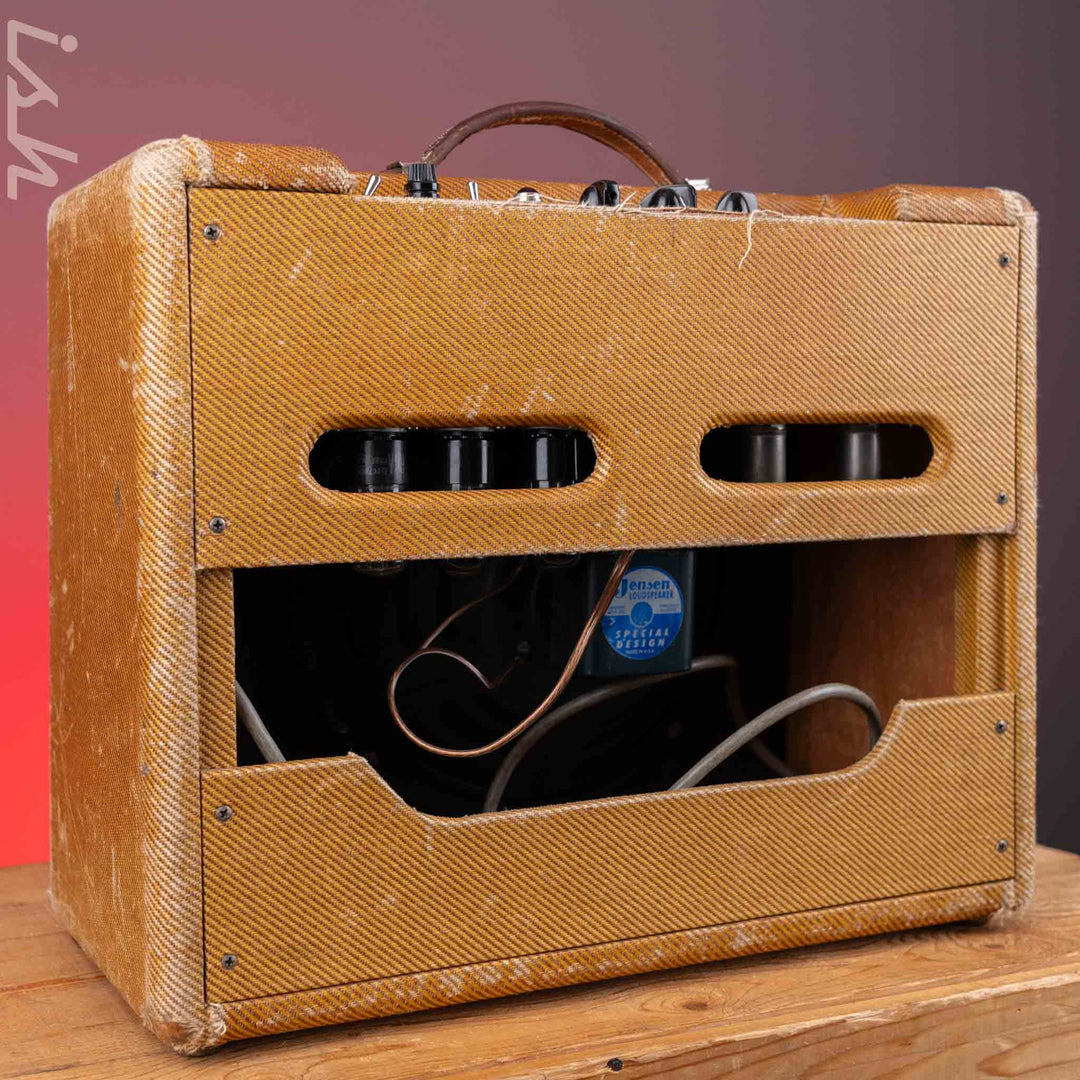 1957 Fender Deluxe Tweed 5E3