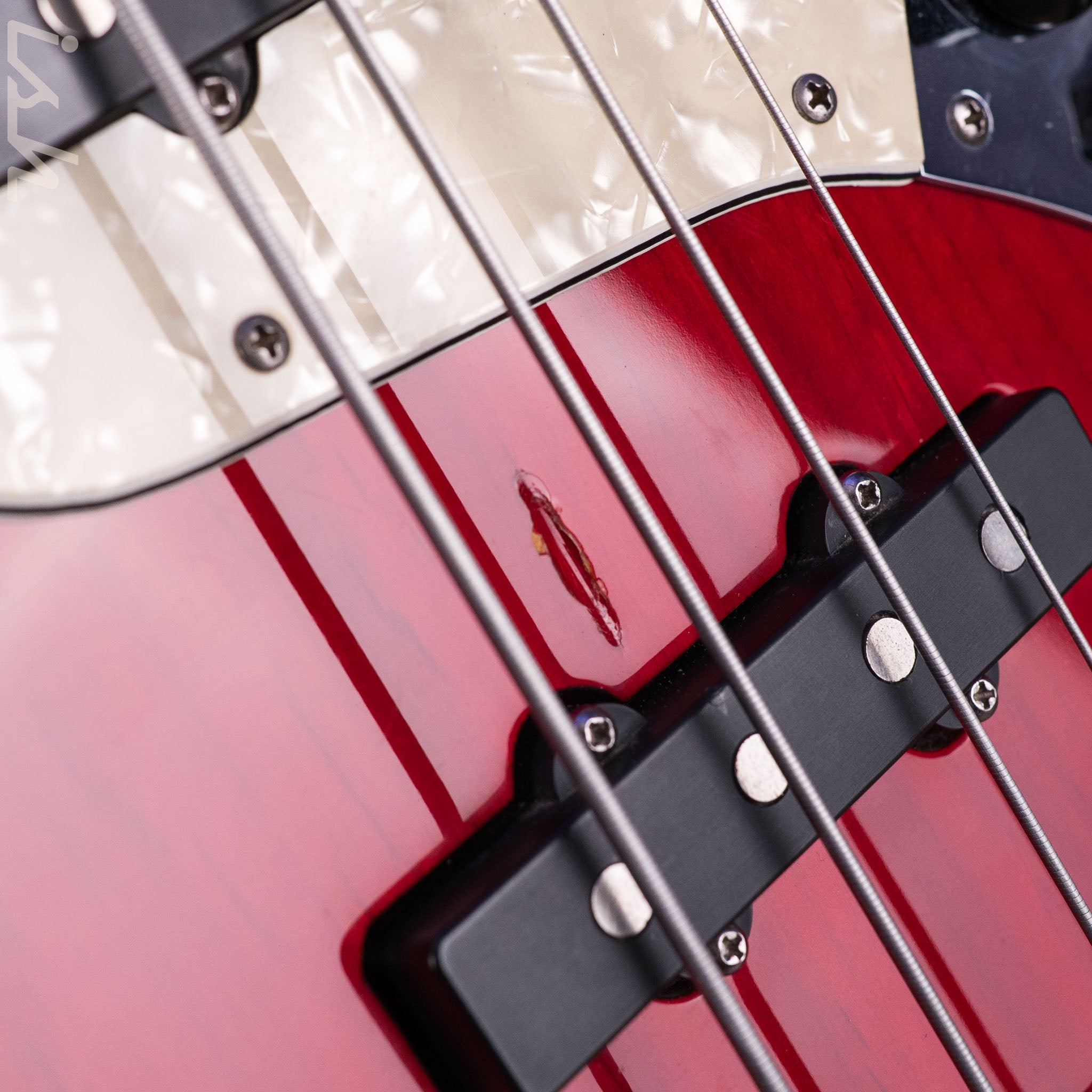 1999 Fender American Deluxe Jazz Bass Fretless 4-String