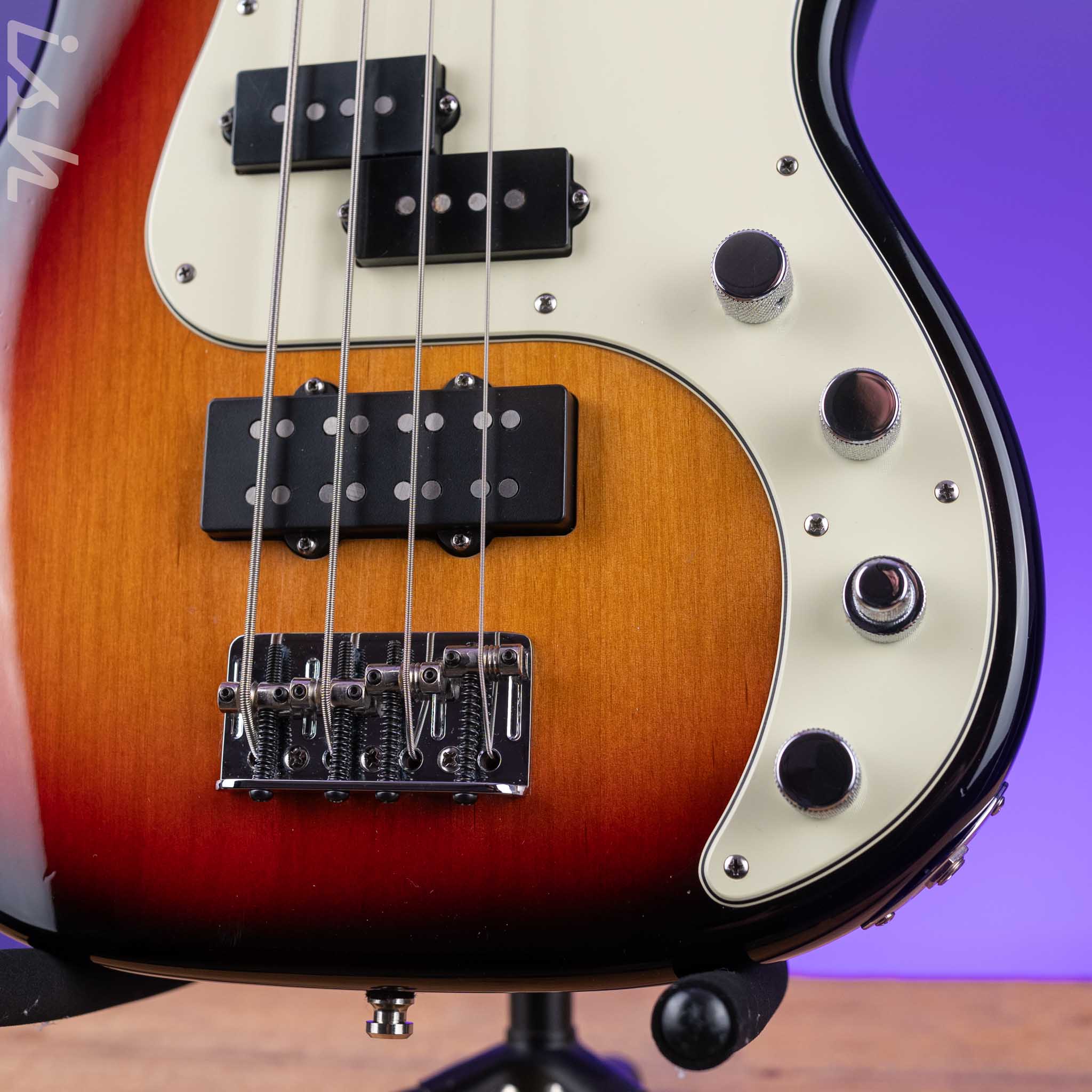 ベース Fender American Series Precision Bass 2007 Fender American Deluxe P Bass – Ish Guitars