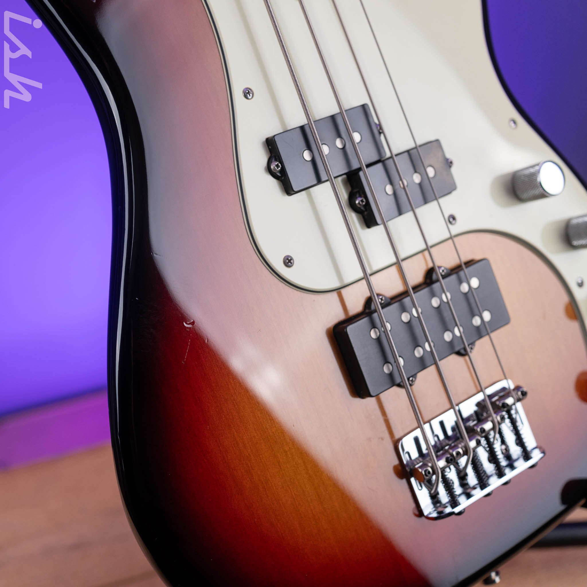 2007 Fender American Deluxe P Bass – Ish Guitars