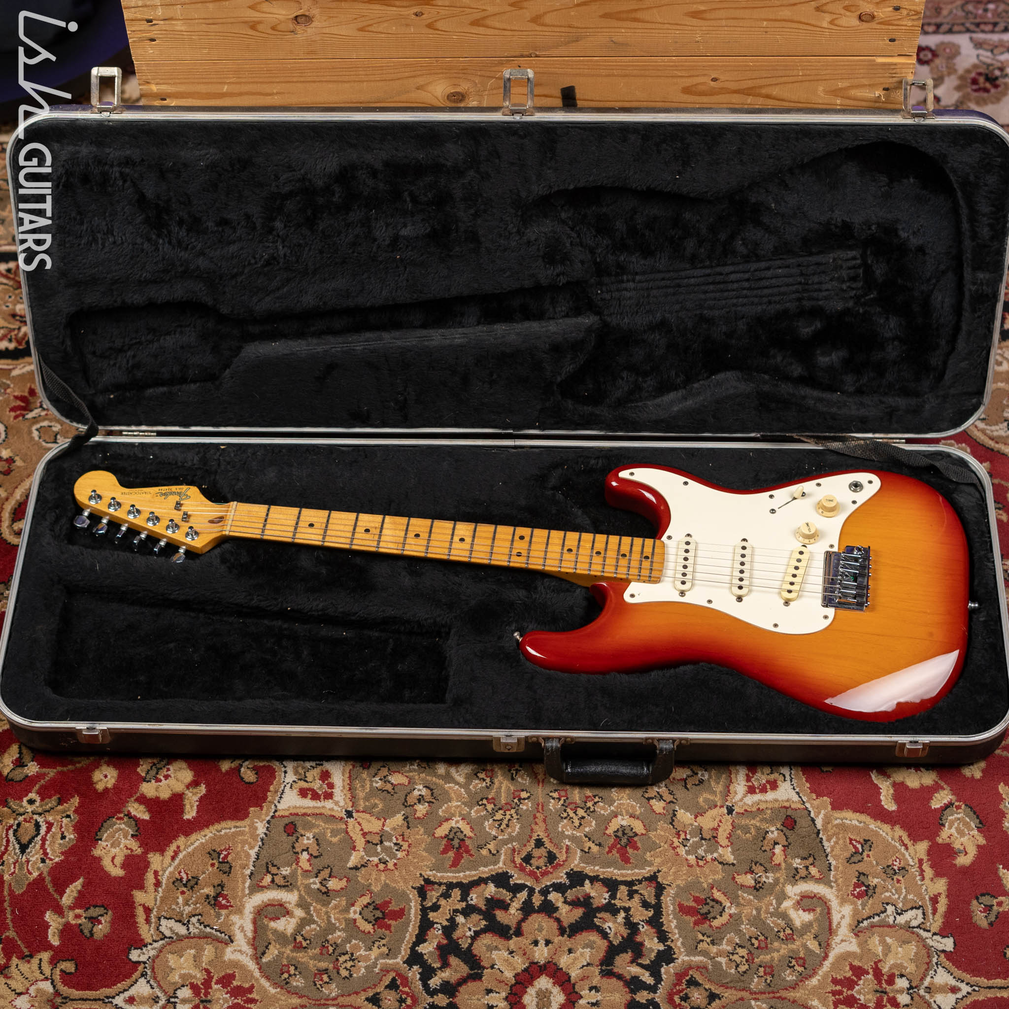 1983 Fender Stratocaster Dan Smith Era Electric Guitar – Ish Guitars