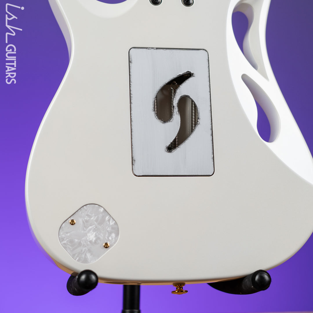 Ibanez PIA3761 Steve Vai Signature Stallion White