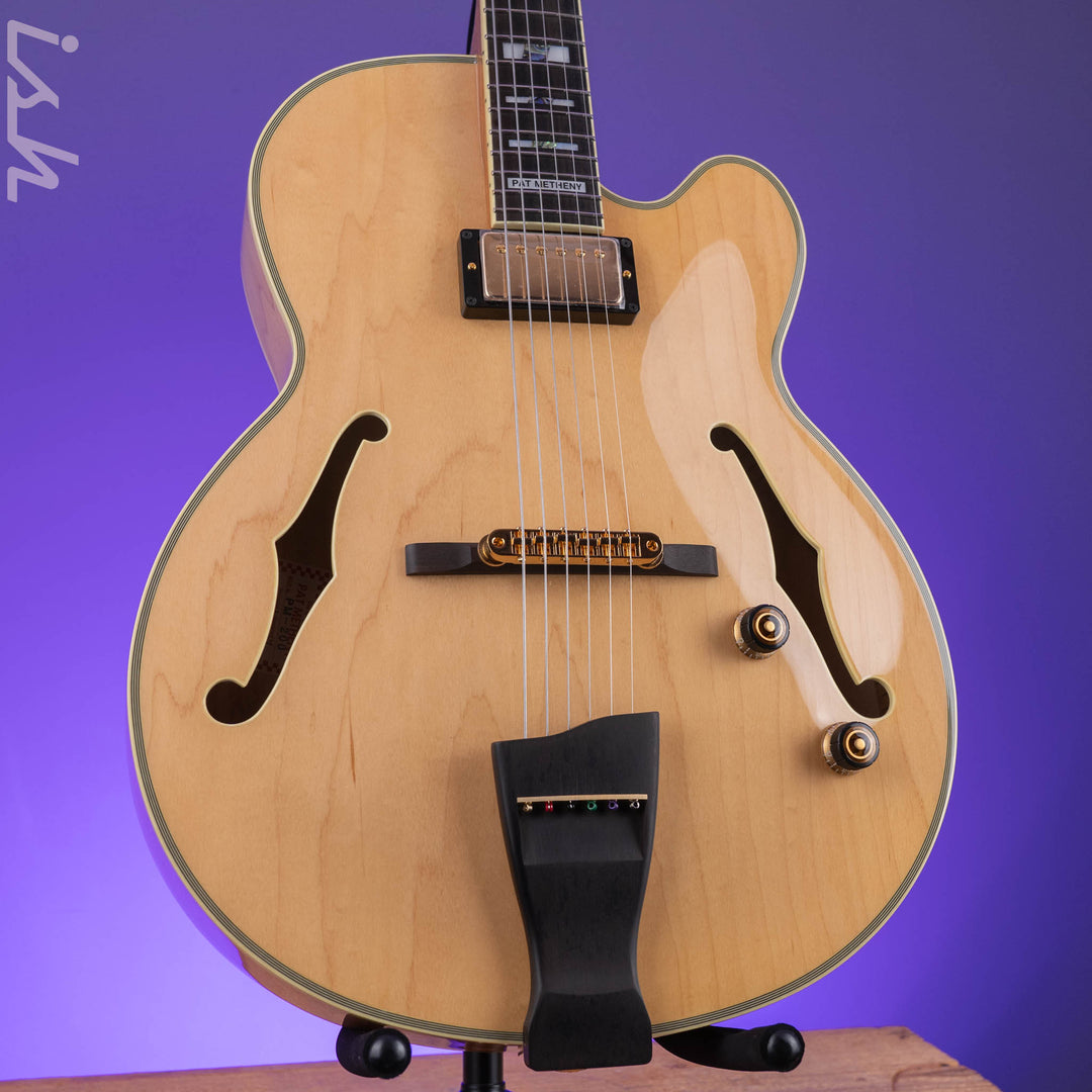 Ibanez PM200 Pat Metheny Signature Hollowbody Natural