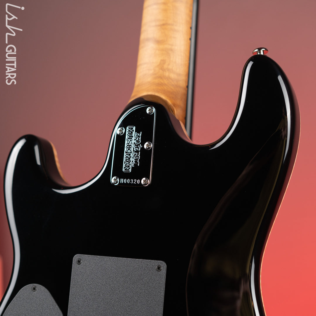 Ernie Ball Music Man Sabre HT Yucatan Blue