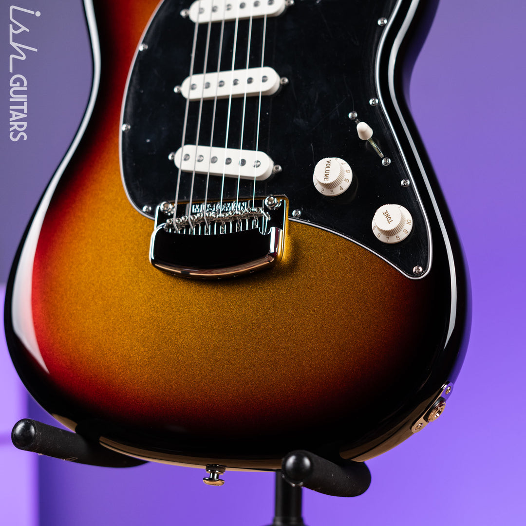 Ernie Ball Music Man Cutlass HT Showtime Demo