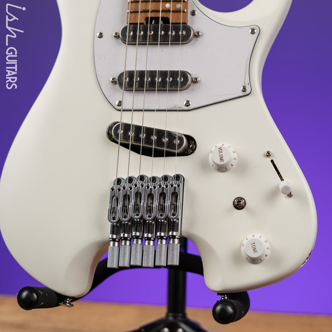 Ibanez Ichika Nito Signature ICHI10 Electric Guitar Vintage White Matte