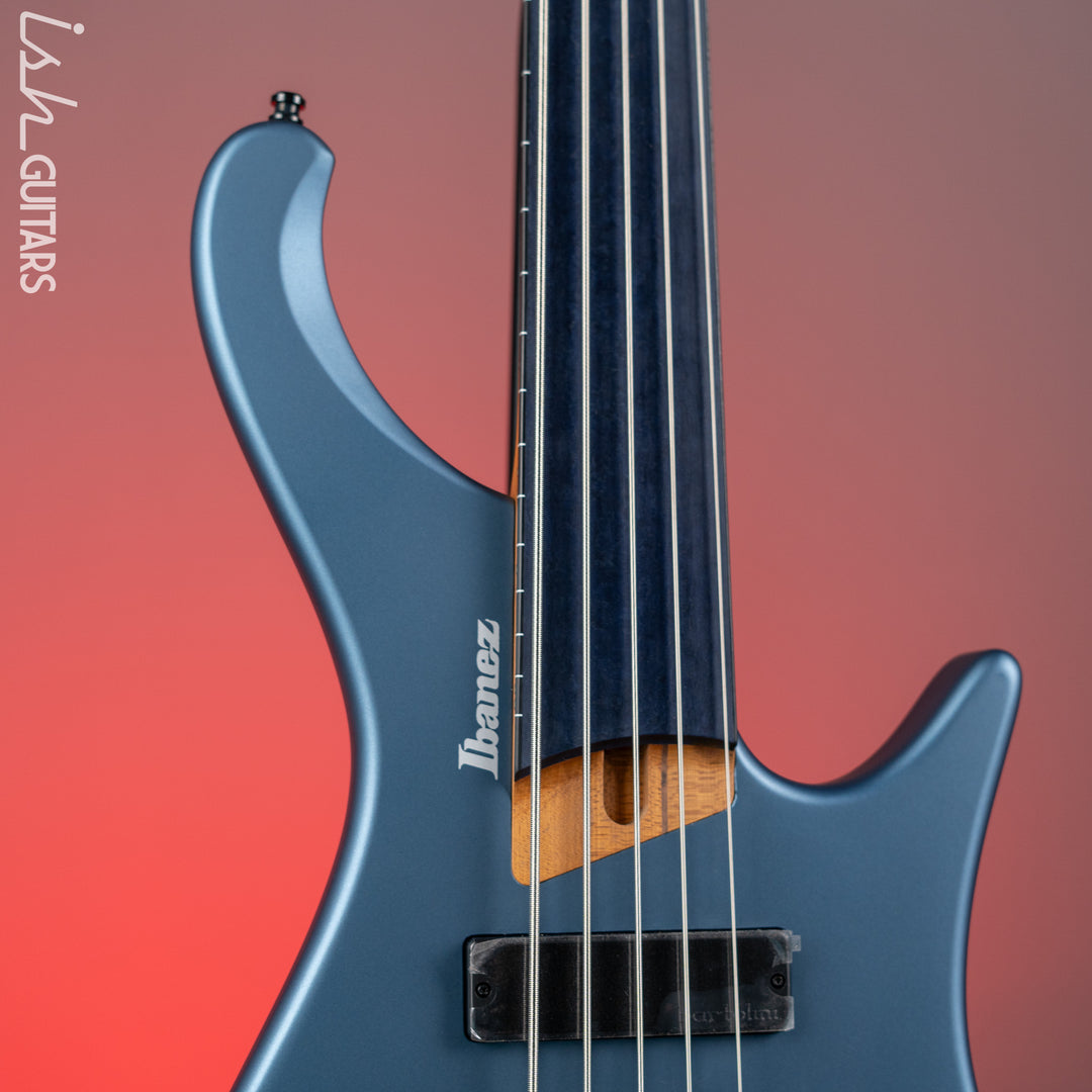 Ibanez EHB1005F Standard 5-String Fretless Multi-Scale Bass Arctic Ocean Matte Demo