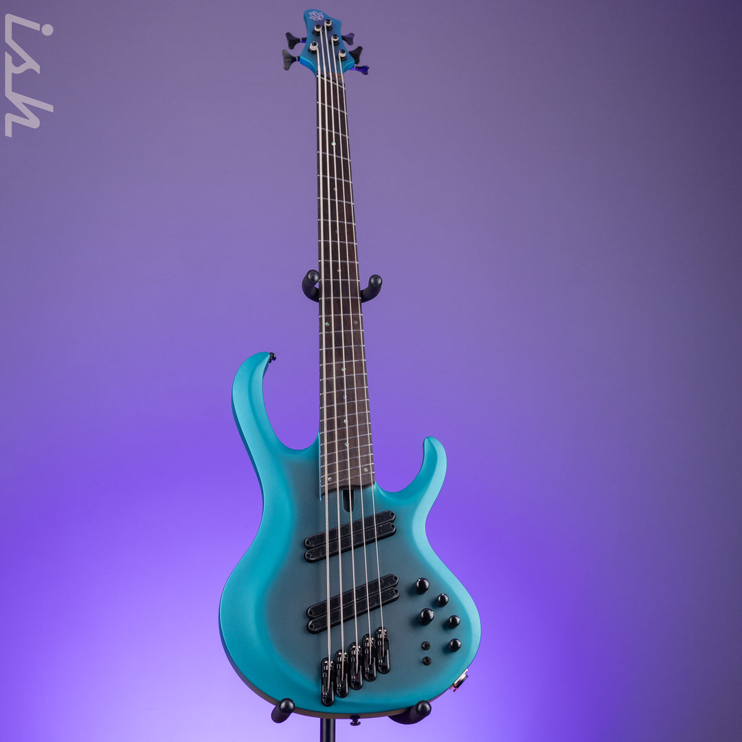 Ibanez BTB605MS Multi-Scale 5-String Bass Cerulean Aura Burst Matte Demo