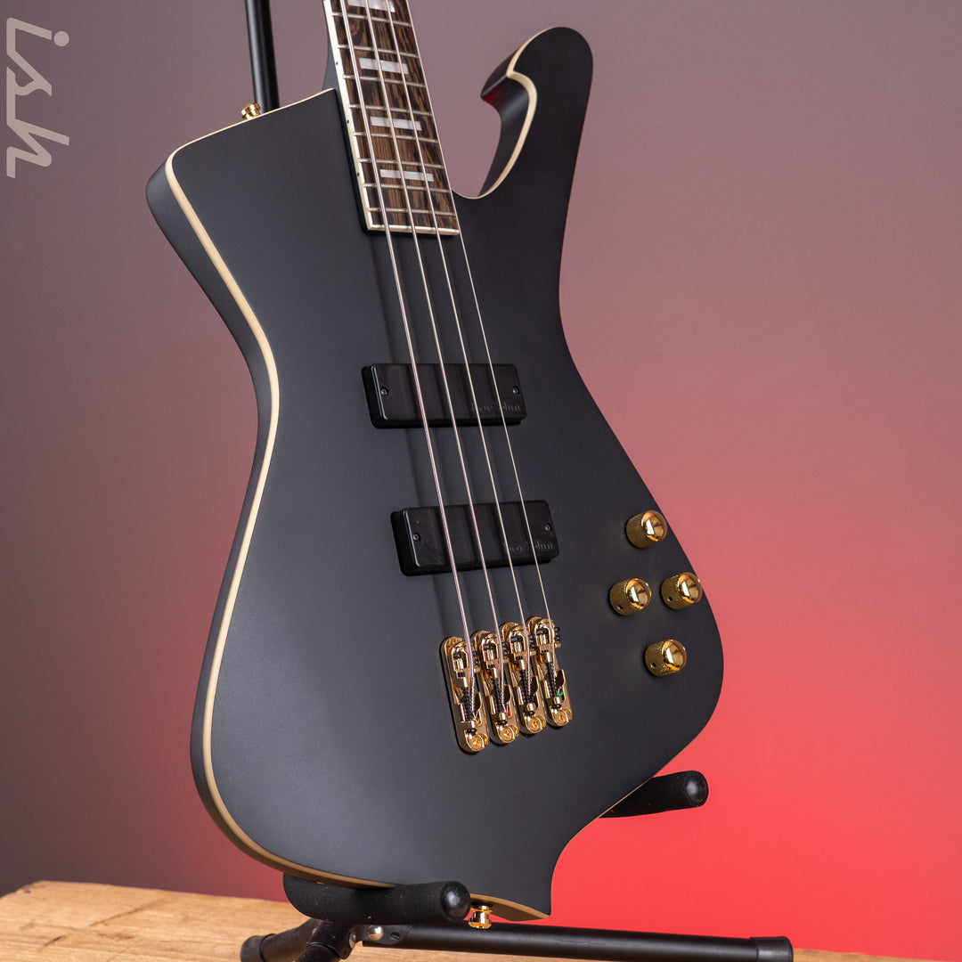 Ibanez ICB620 Iceman 4-String Bass Black Flat