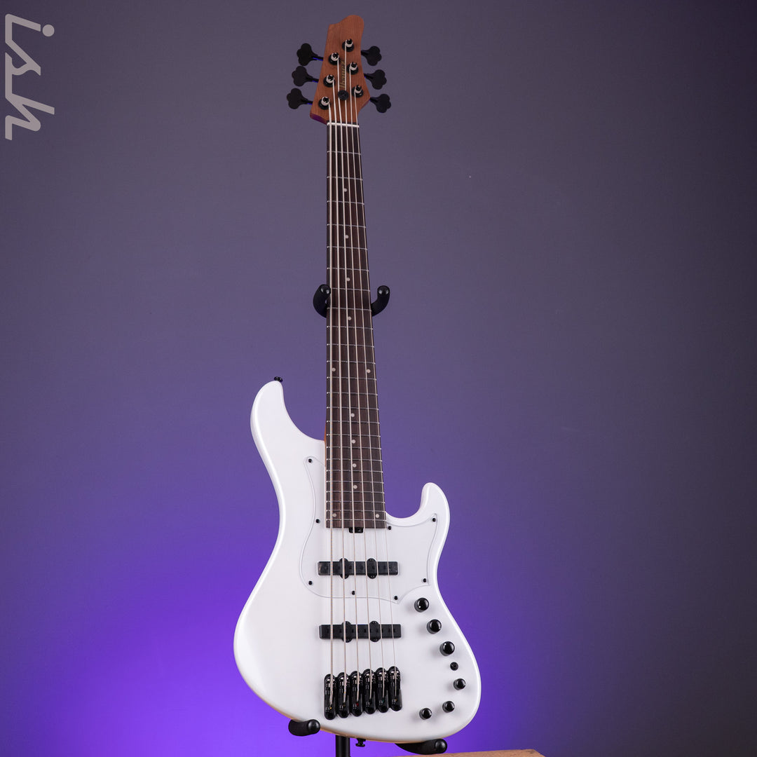 Ibanez Mode MDM1006 6-String Bass Pearl White
