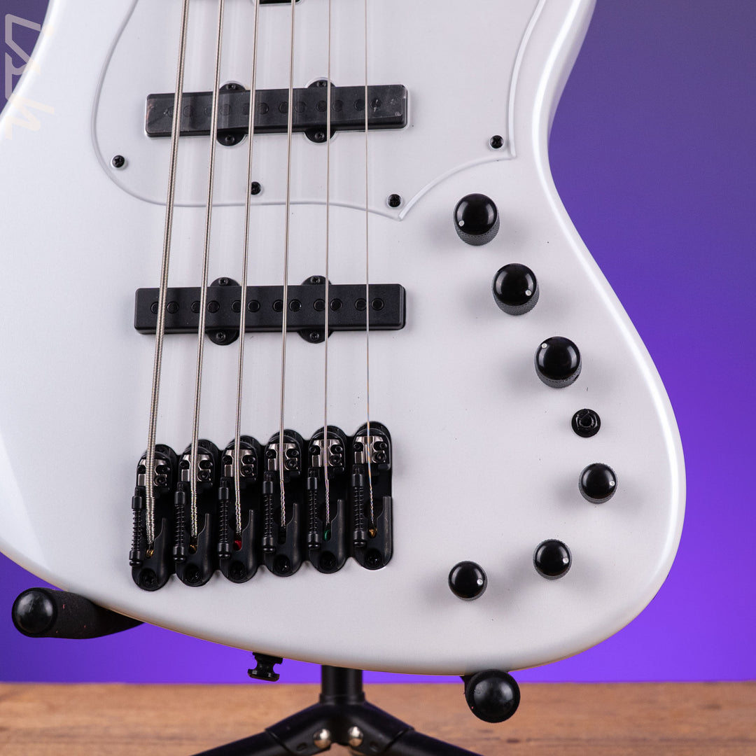 Ibanez Mode MDM1006 6-String Bass Pearl White