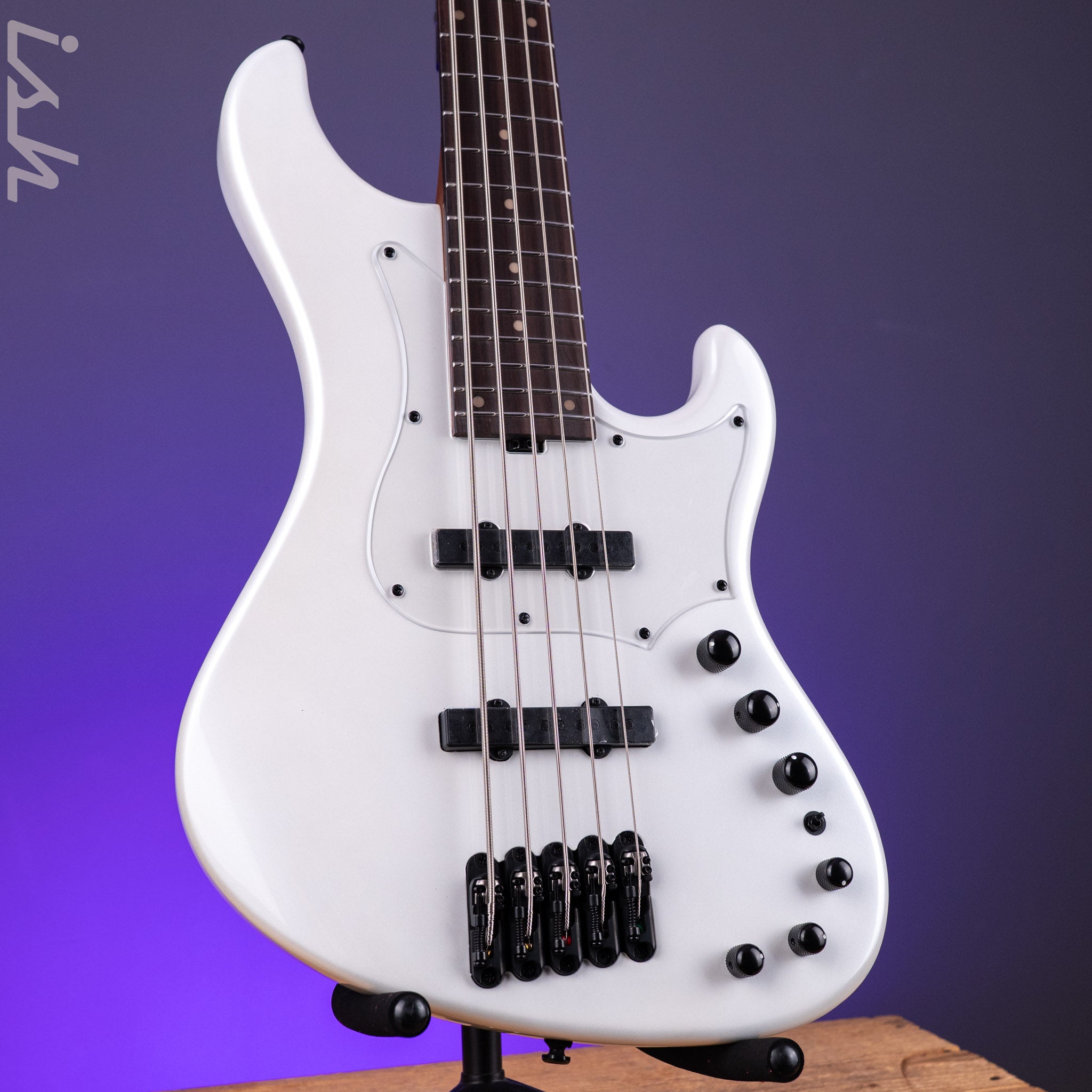 Ibanez Mode MDM1005 5-String Bass Pearl White – Ish Guitars