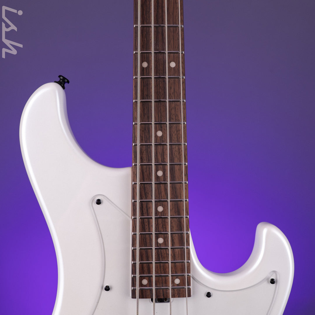 Ibanez Mode MDM1000 4-String Bass Pearl White