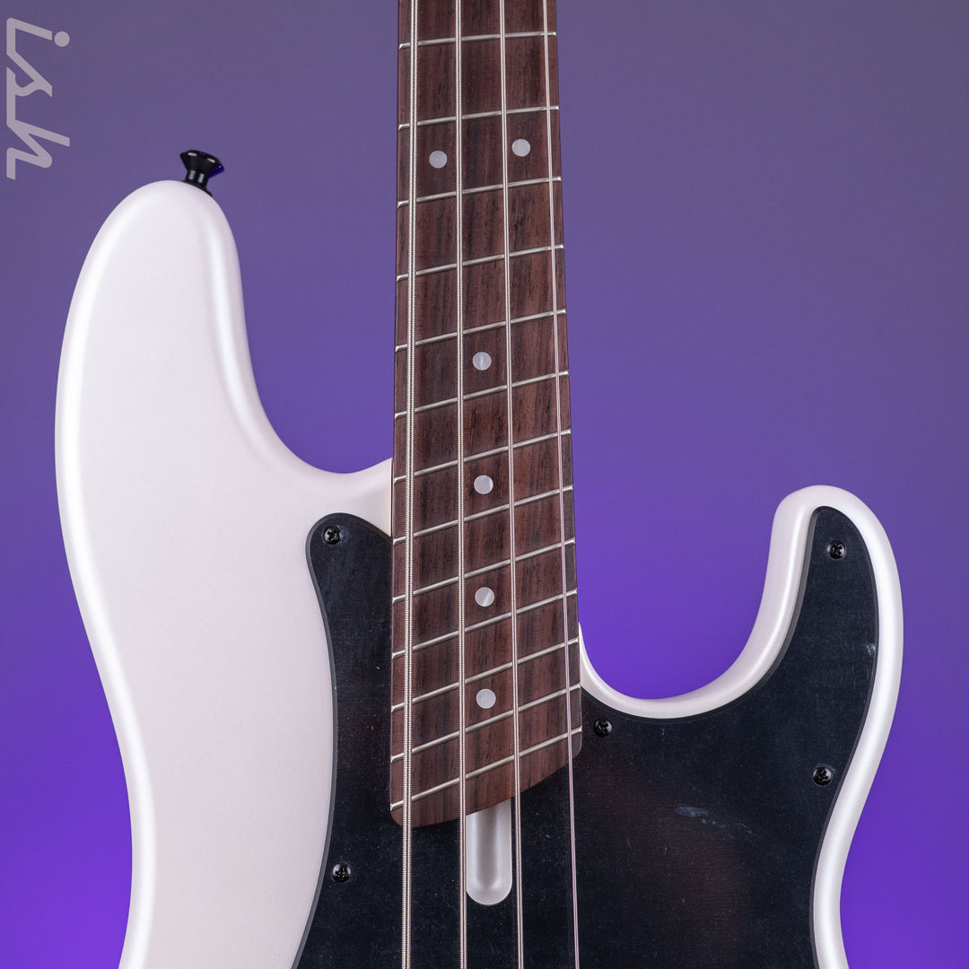 Dingwall SP1 4-String Bass Ducati White B-Stock
