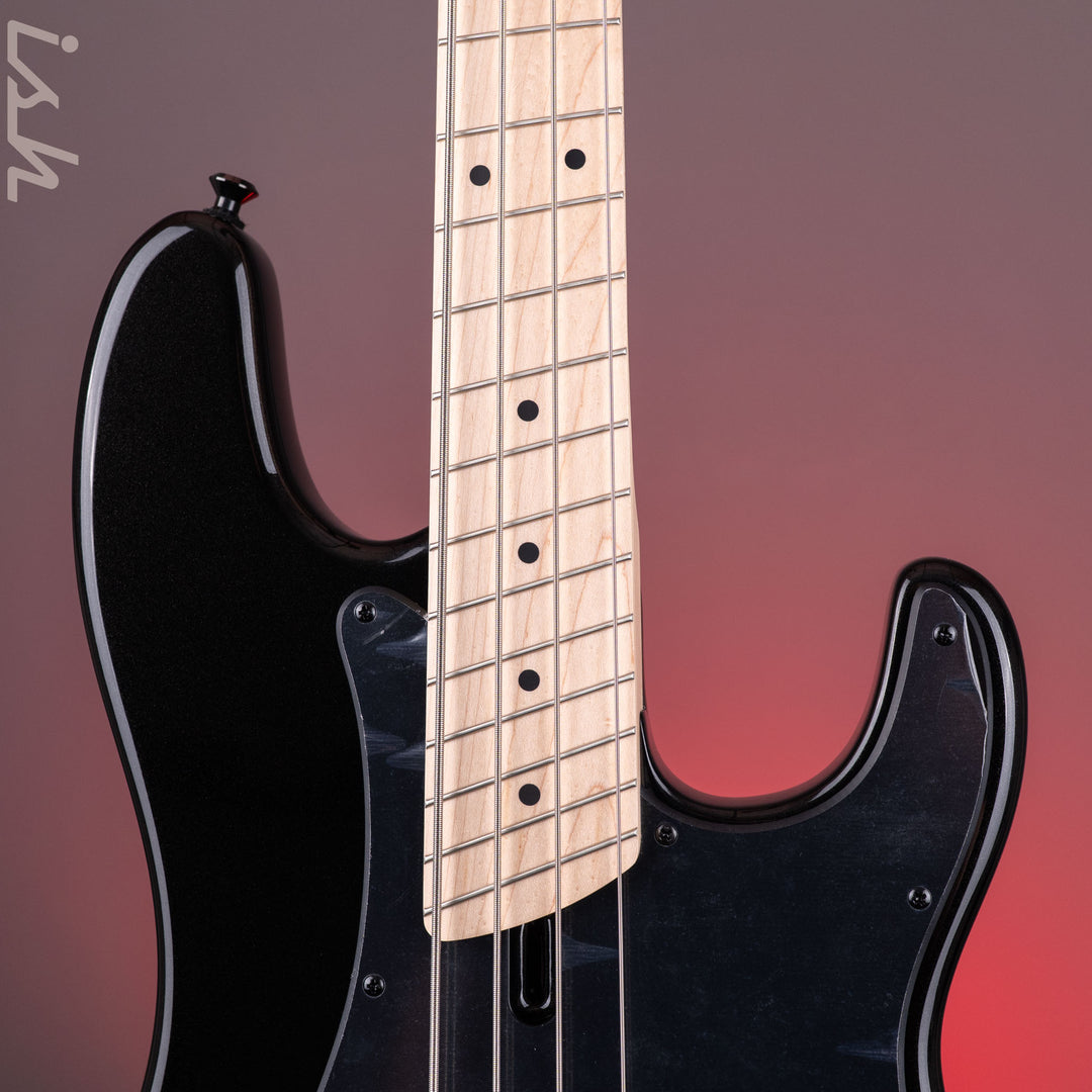 Dingwall SP1 4-String Bass Maple Board Black Gloss