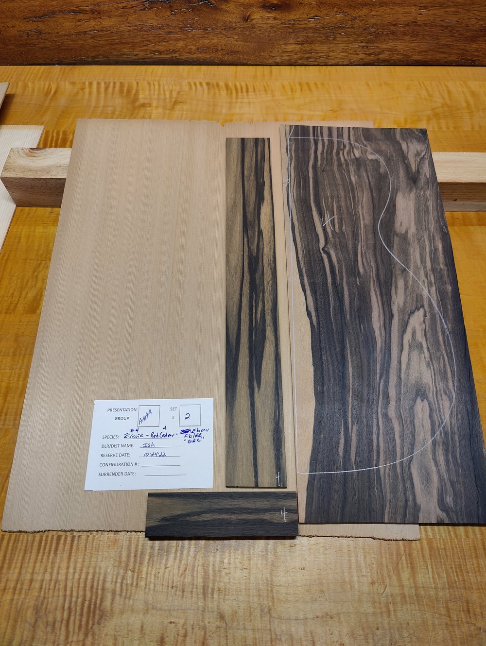 Martin Custom Shop GP-28 Style Cedar Top, Macassar Ebony Back &amp; Sides