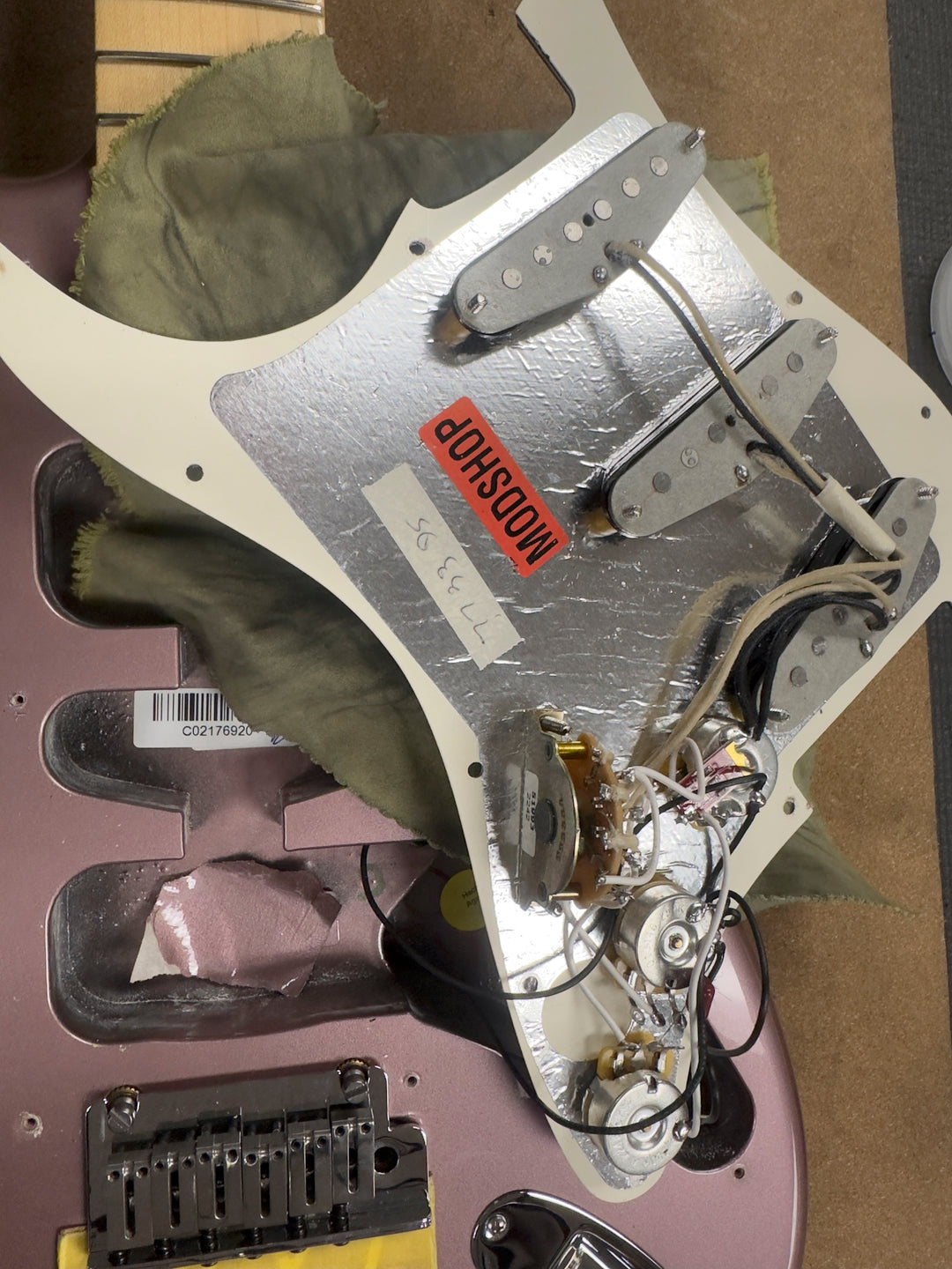 2023 Fender Mod Shop Stratocaster Burgundy Mist Metallic