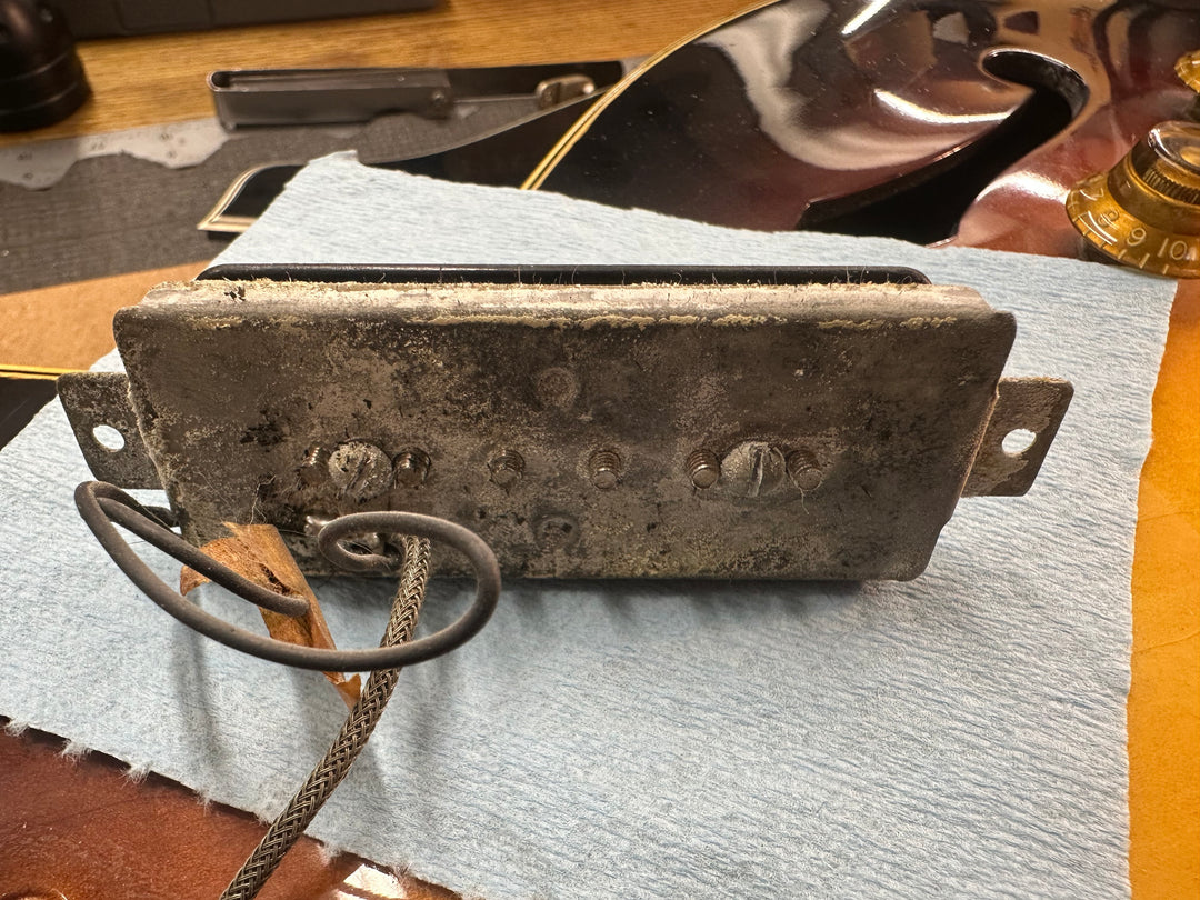 1955-1956 Gibson ES-175 REFIN Sunburst