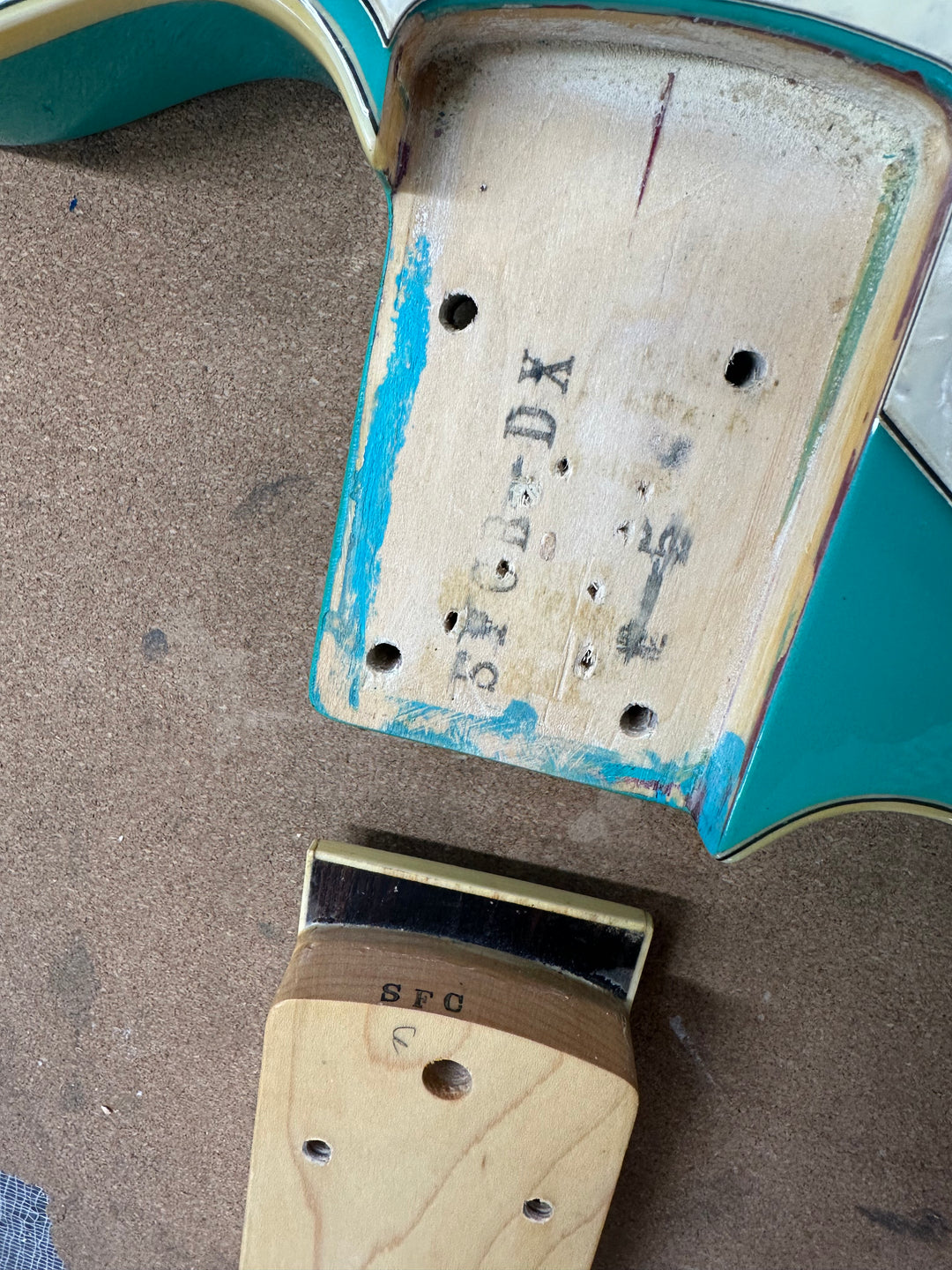 1990 Charvel Surfcaster 4 Turquoise