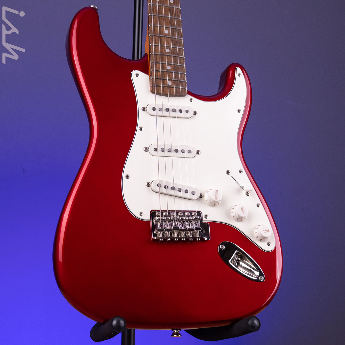 2023 Squier Classic Vibe 60's Stratocaster Candy Apple Red