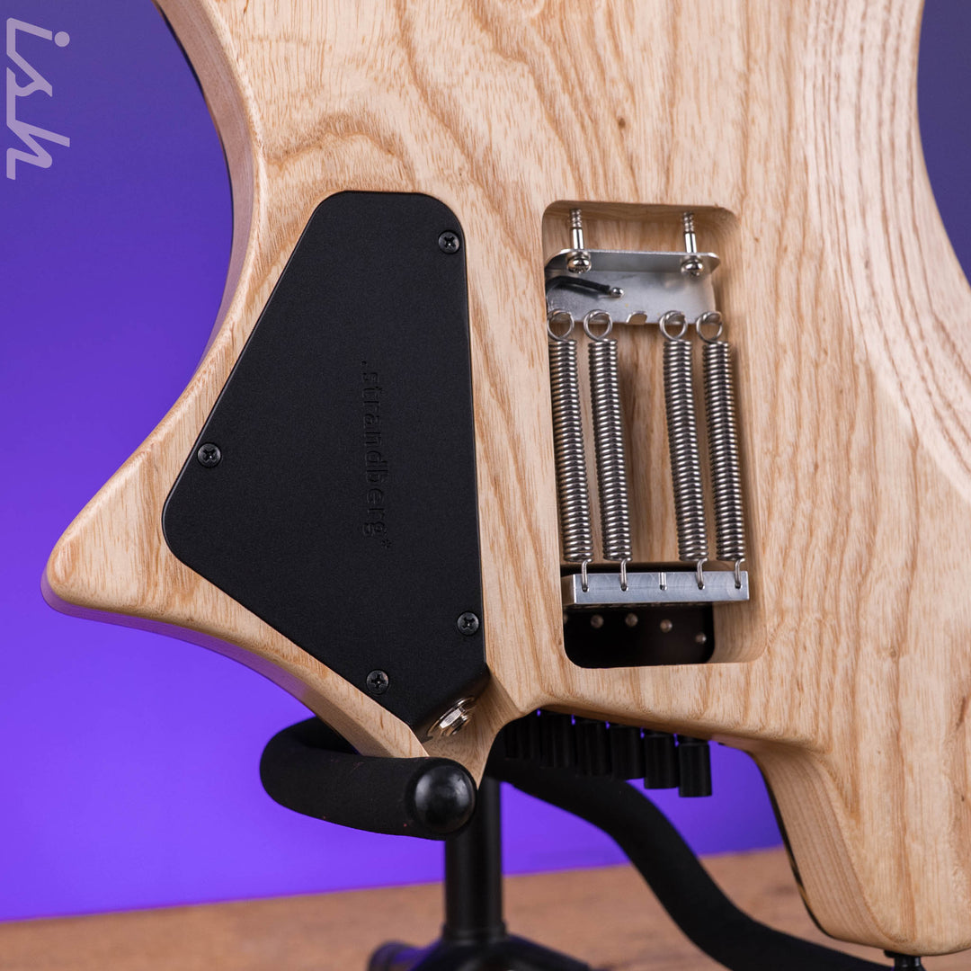 Strandberg J Artisan Pale Moon Ebony