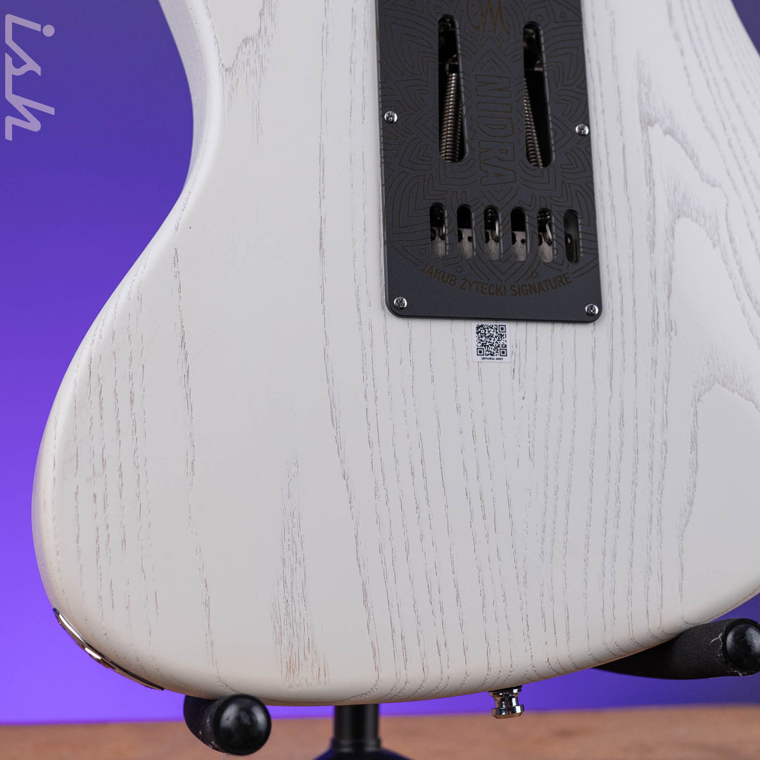 Mayones Jassper Nidra Jakub Zytecki Signature Monolith Retro White Demo