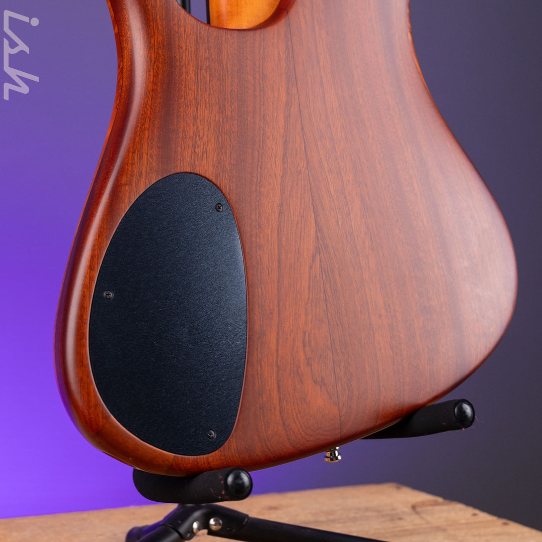 2011  Lefay Singer 6 Short Scale