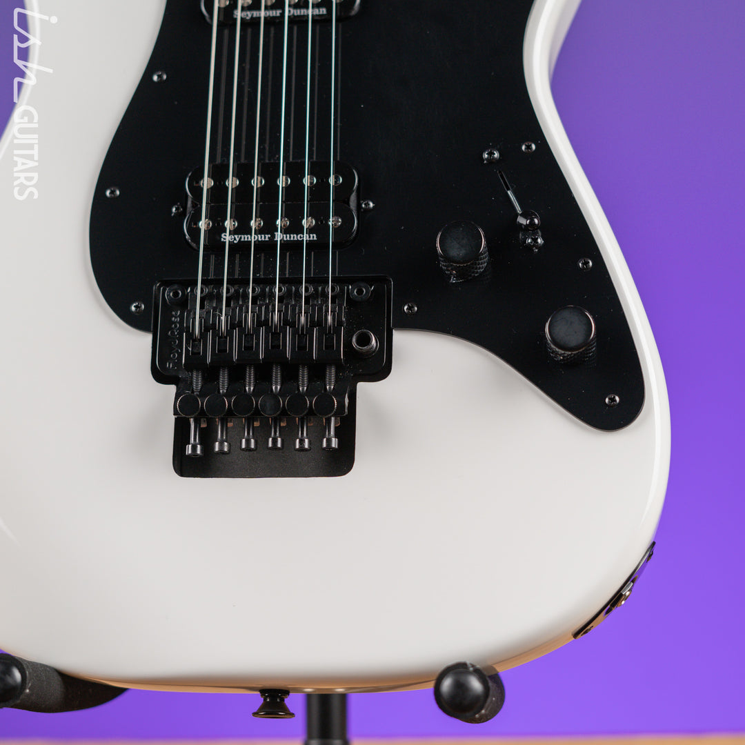 2021 Charvel Pro-Mod So-Cal Style 1 2H FR Electric Guitar Snow White