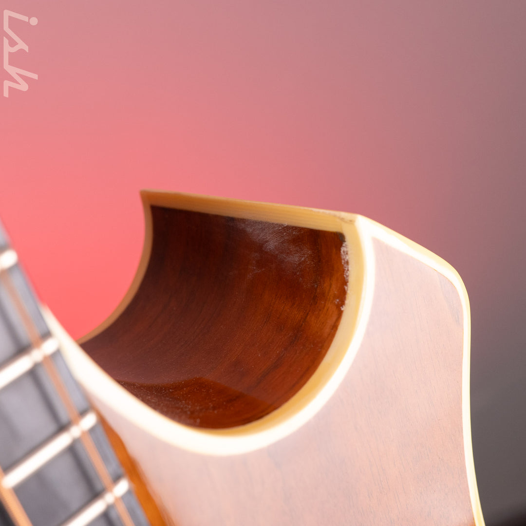 Parker PAB40 Tomahawk Acoustic Bass Natural