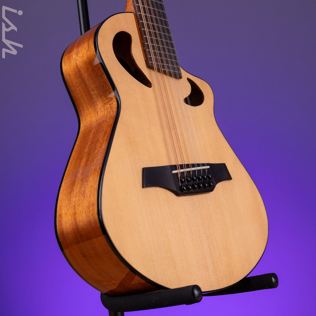 Veillette Avante Gryphon 12-String Acoustic Guitar Natural