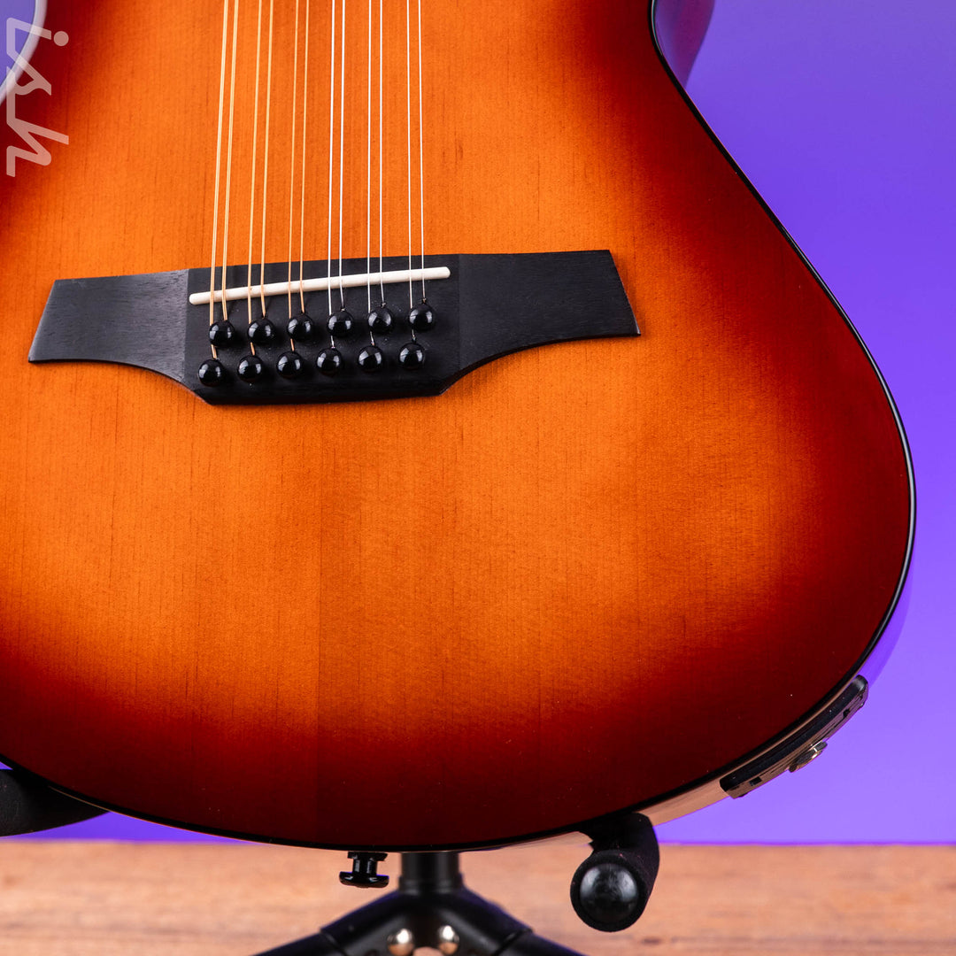 Veillette Avante Gryphon 12-String Acoustic Guitar Sunset Burst B-Stock