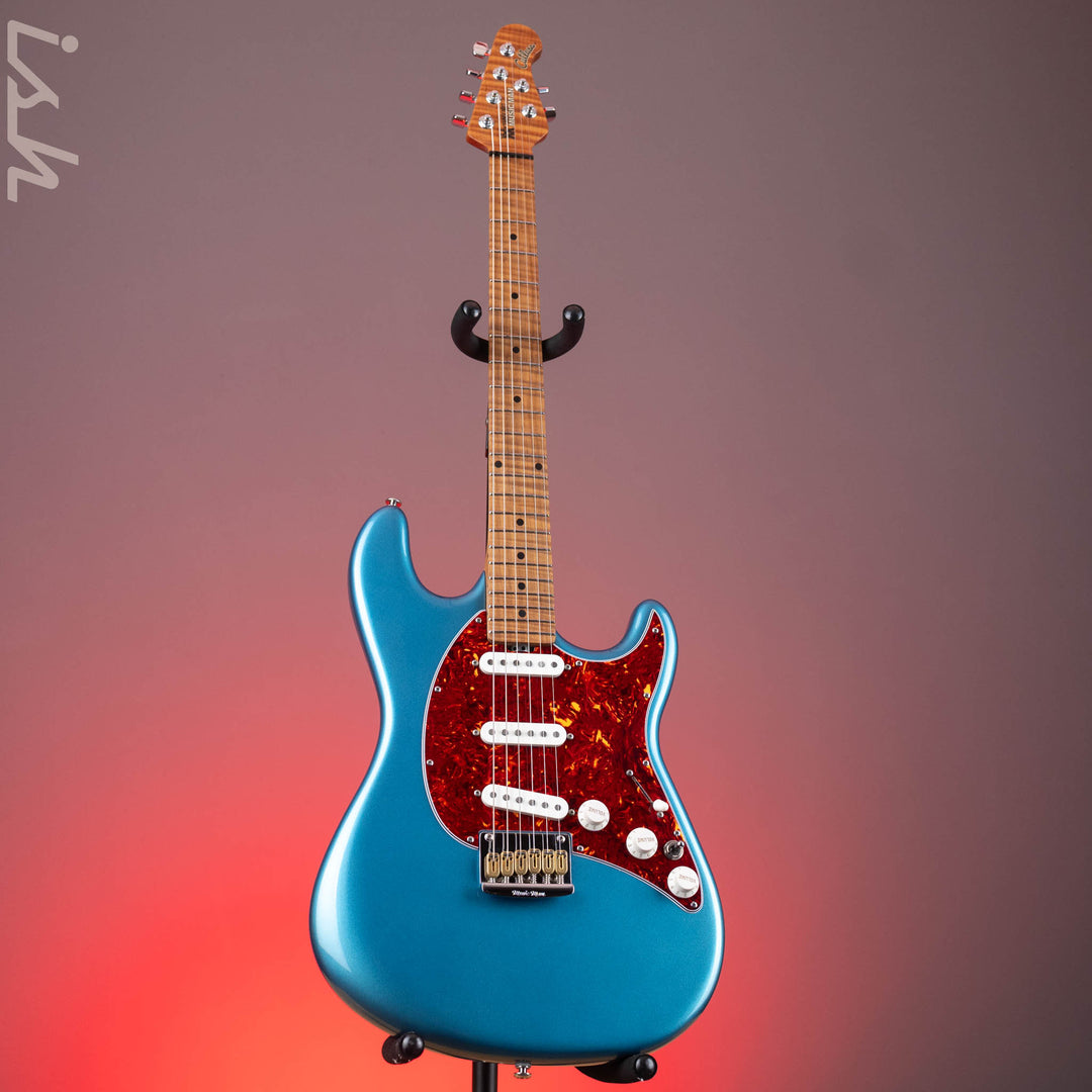 2021 Ernie Ball Music Man Hunter Hayes Cutlass SSS Toluca Lake Blue