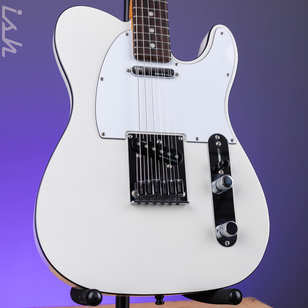 2020 Fender Tele American Ultra Artic Pearl
