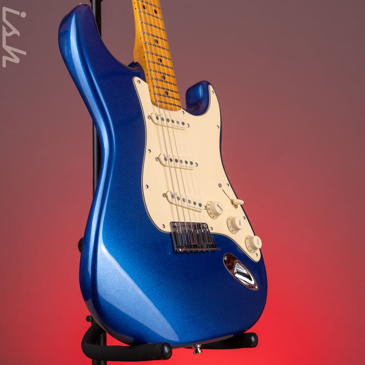2021 Fender American Ultra Stratocaster Cobra Blue – Ish Guitars