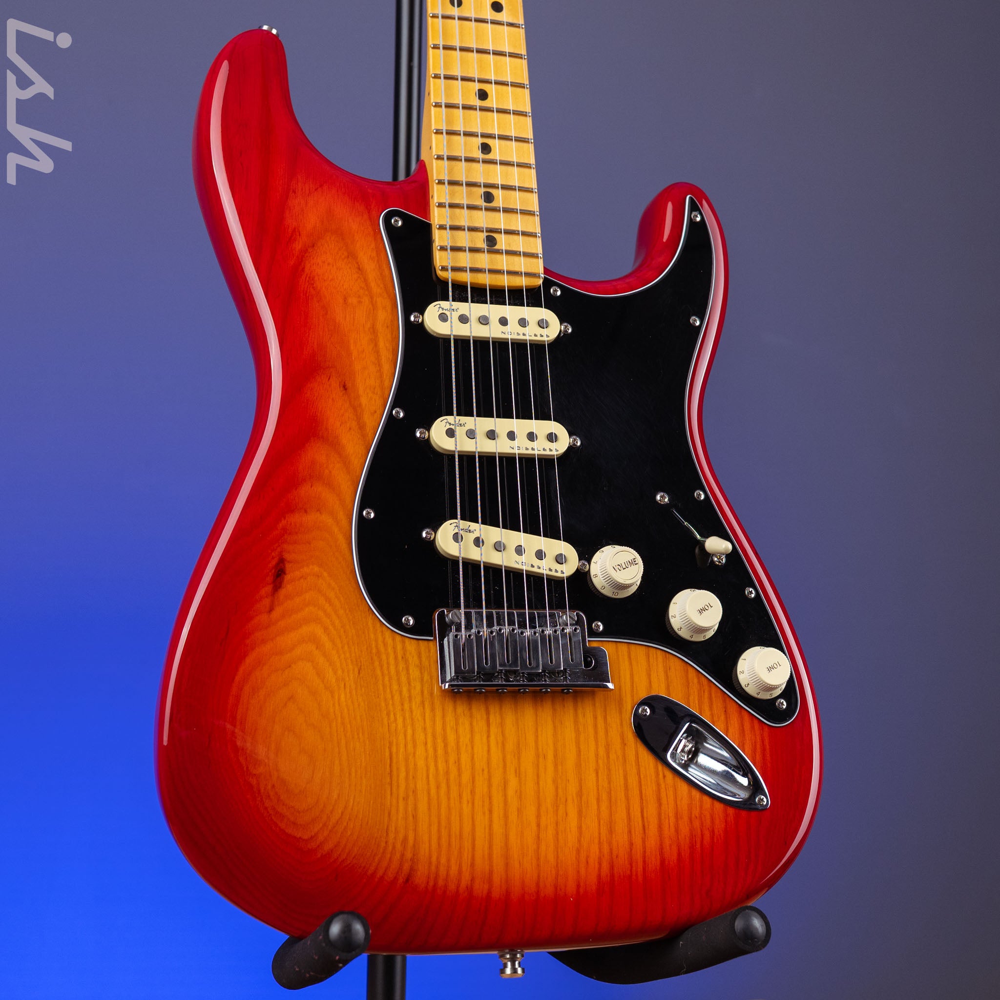 2023 Fender American Ultra Luxe Stratocaster