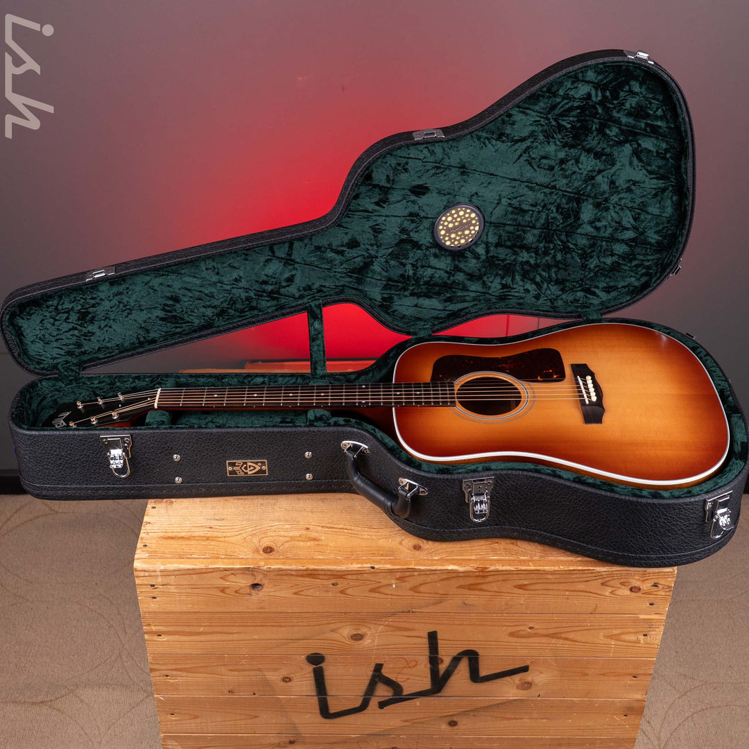 2026 Guild D40 Standard Pacific Sunset
