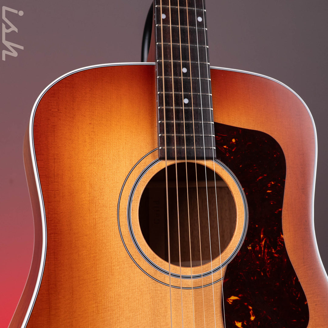 2026 Guild D40 Standard Pacific Sunset