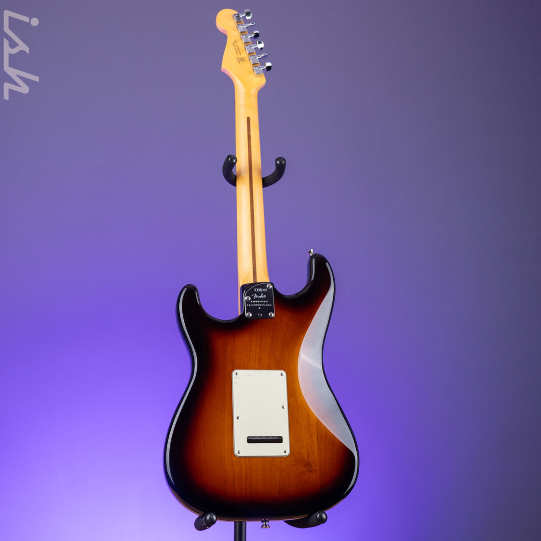 2023 Fender American Professional II Stratocaster 2-Color Sunburst